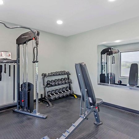 Suburban Studios Verona - Staunton North Zewnętrze zdjęcie